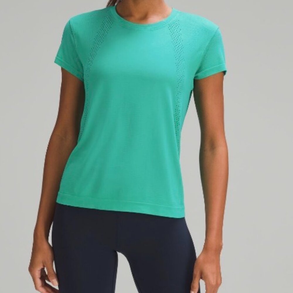Lululemon Train to Be Short Sleeve Sz 2 Kelly Green
